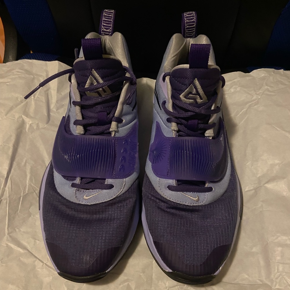 Nike Zoom Freak 3 Basketball Shoes